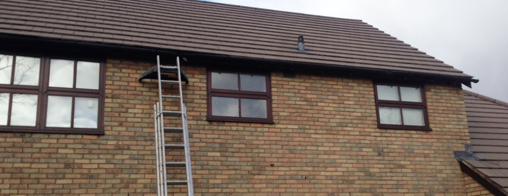 Gutter cleaning & Cotswolds Roofing Services